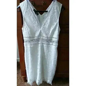 "EILLY BAZAR" WhiteLace Dress Medium Sheath Sleeveless‎ V Neck Crochet Overlay